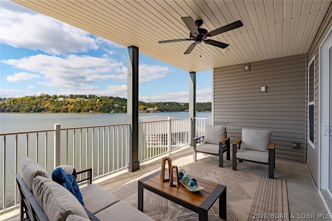 290 Plaza Beach Drive Unit 4D. Camdenton, MO 65020