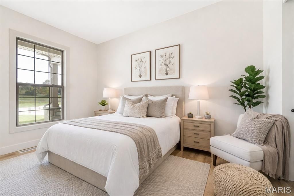 111 Fiddlers Close. Washington, MO 63090