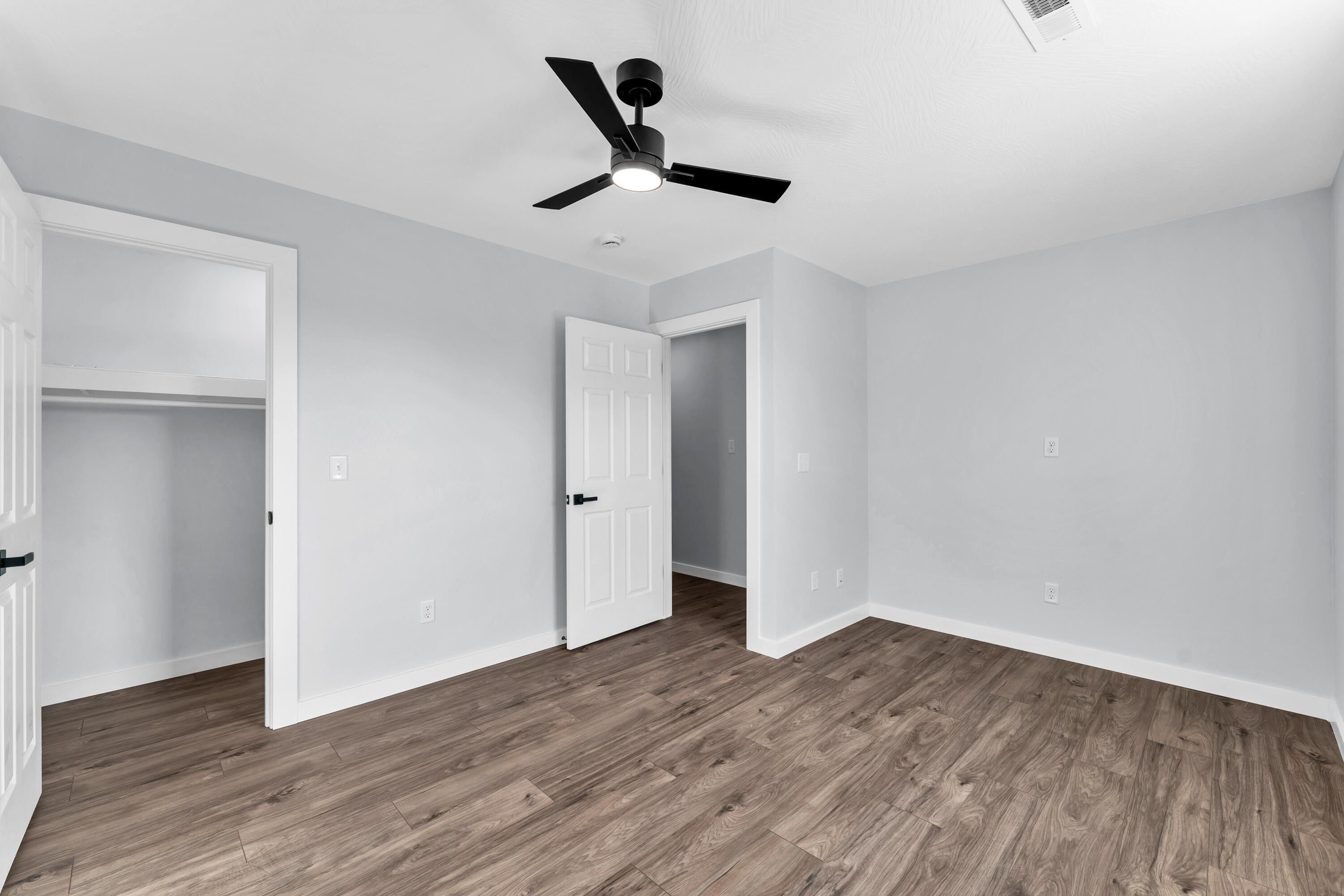 135 Elm. Rockaway Beach, MO 65740