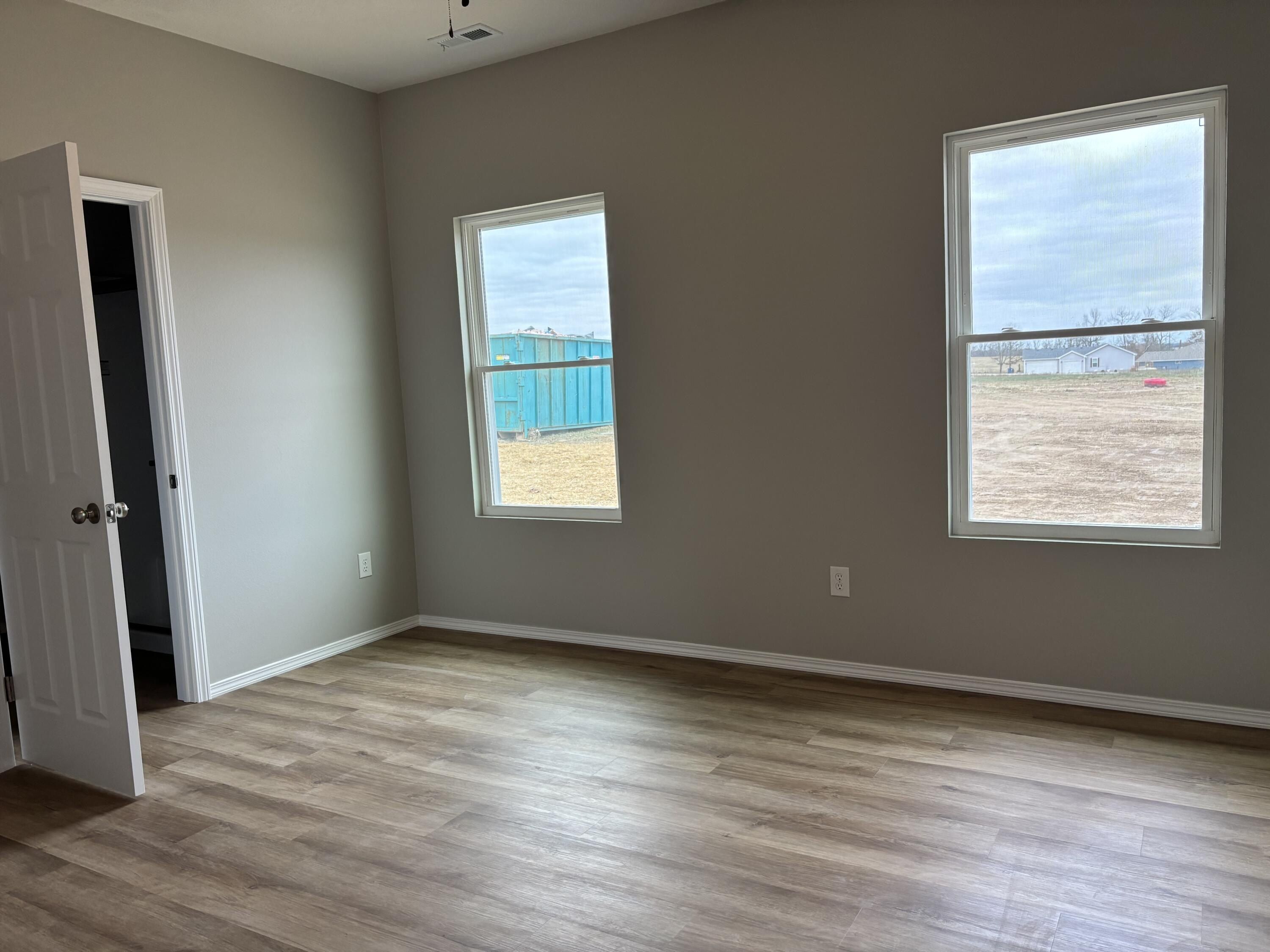 5487 S 250Th. Buffalo, MO 65622