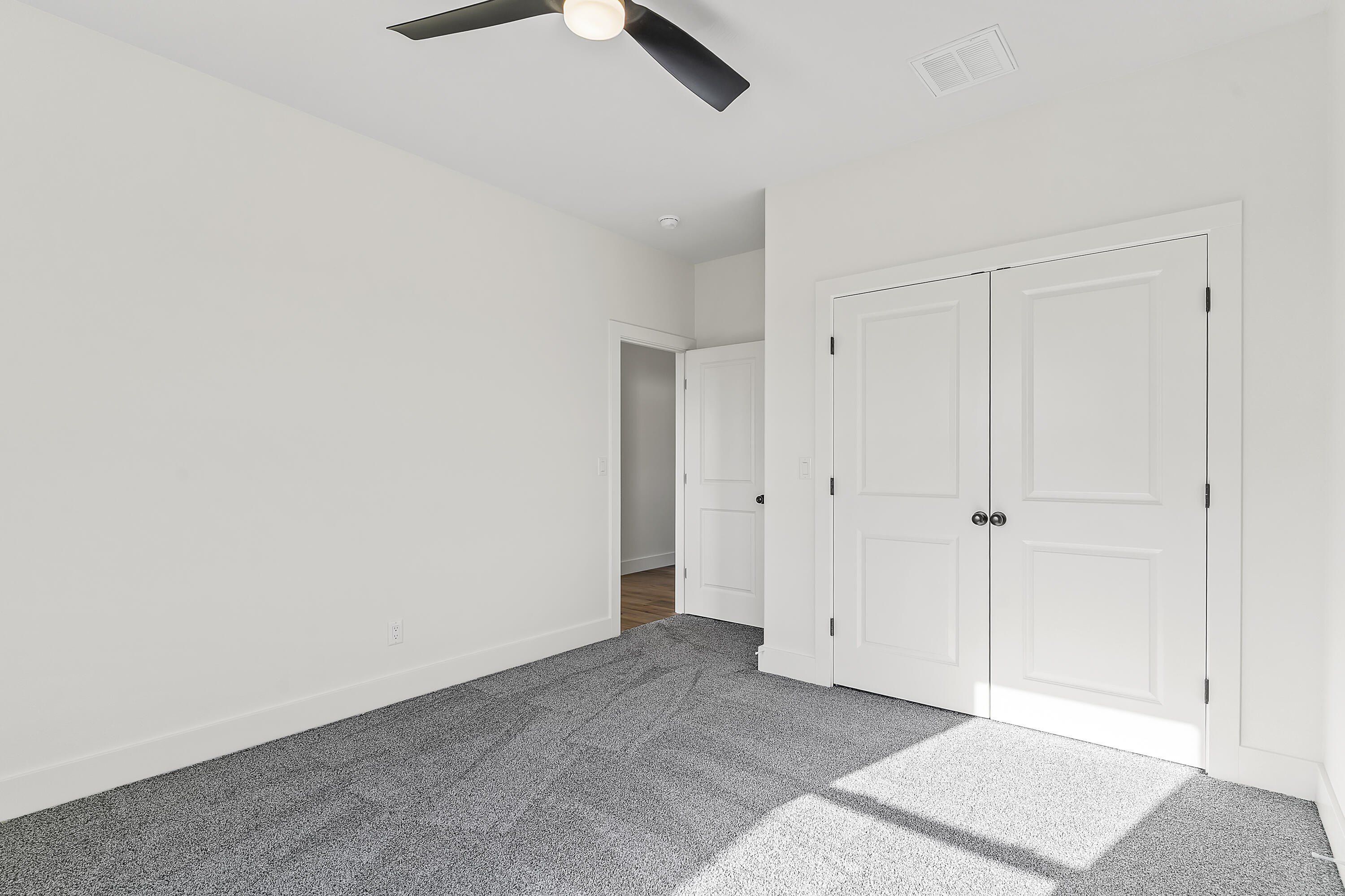 5946 S Hearthstone Court. Springfield, MO 65810