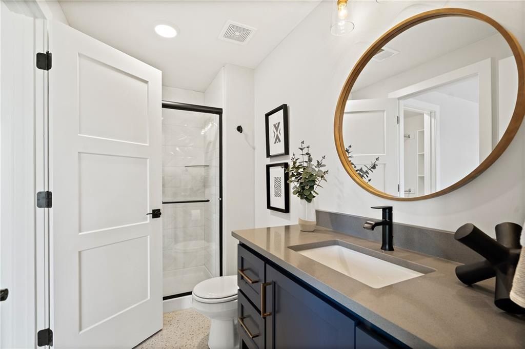 1095 Creekside Ranch Court. Rayville, MO 64084