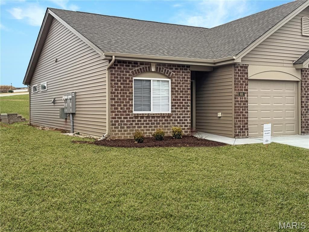 891 Walter Way. Washington, MO 63090