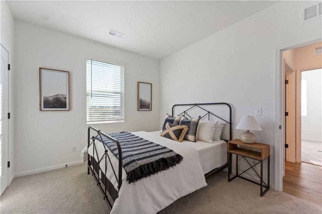 12429 S Aspen Lane. Lees Summit, MO 64086