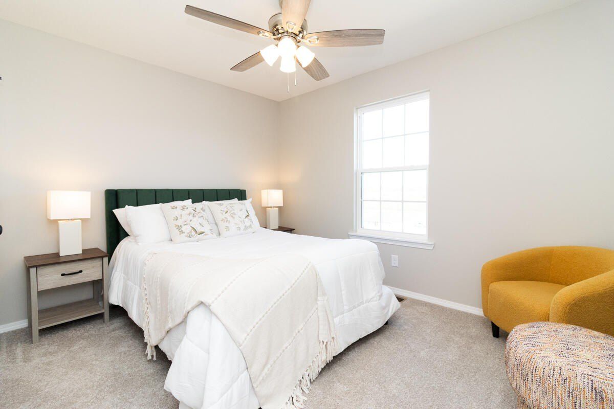 819 Holstein Lane. Marshfield, MO 65706