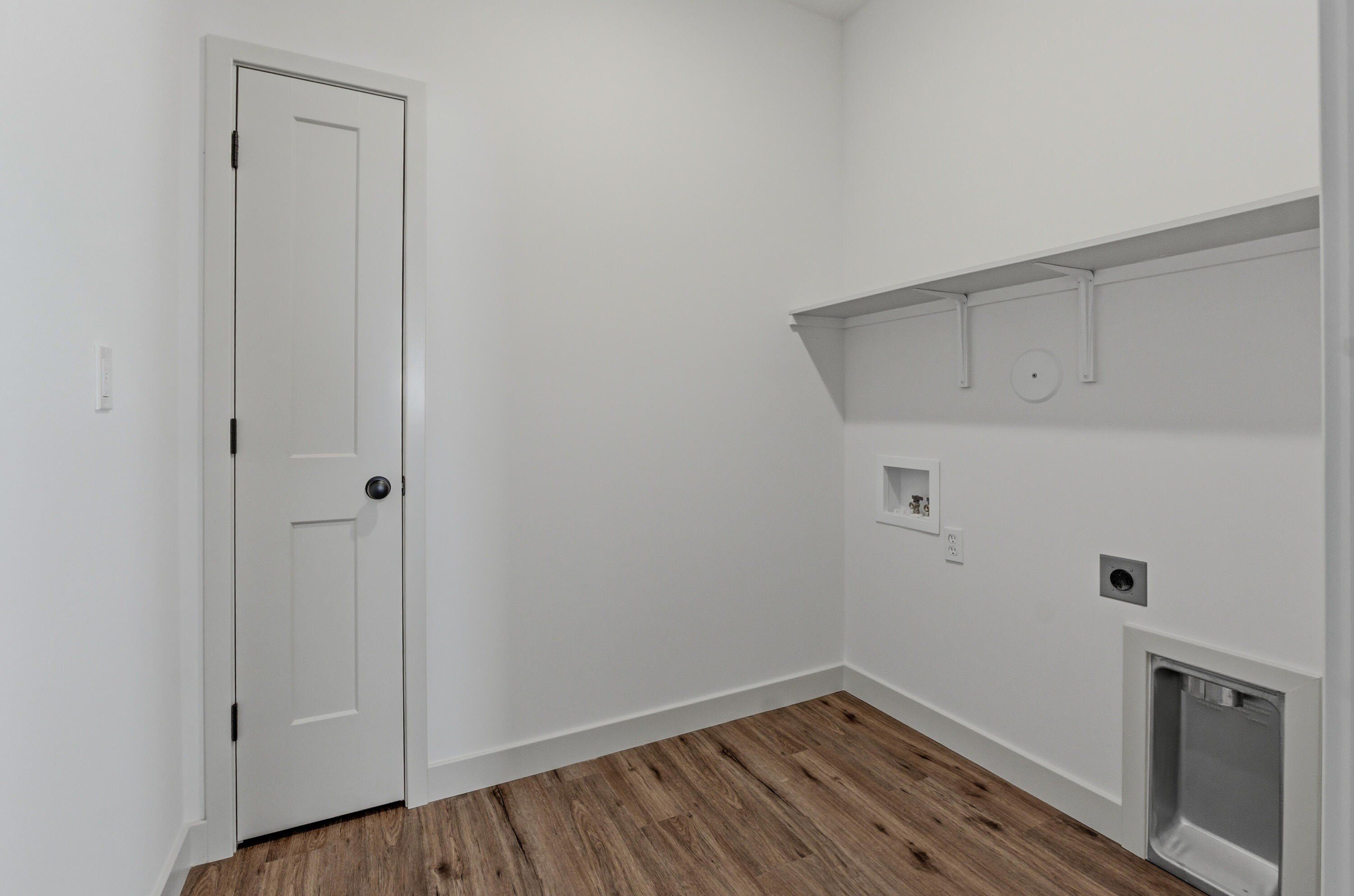 3328 Naples Drive. Columbia, MO 65202