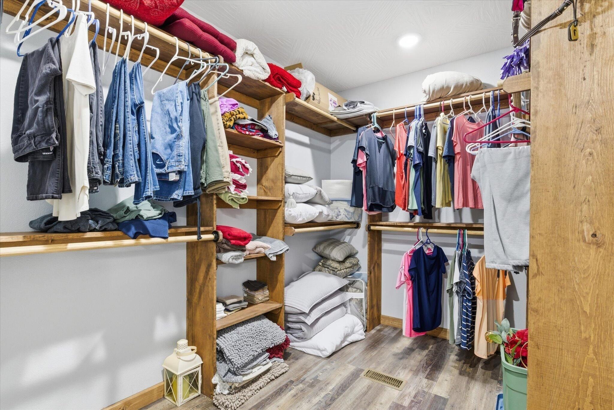 183 Sunshine Avenue. Cabool, MO 65689