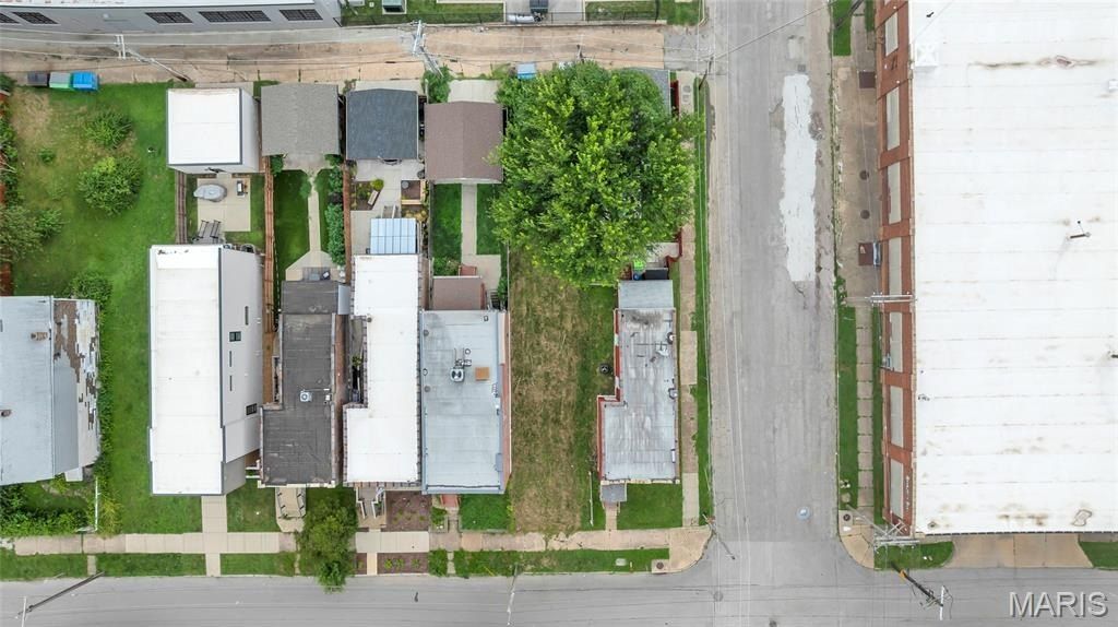 4368 Hunt Avenue. Saint Louis, MO 63110