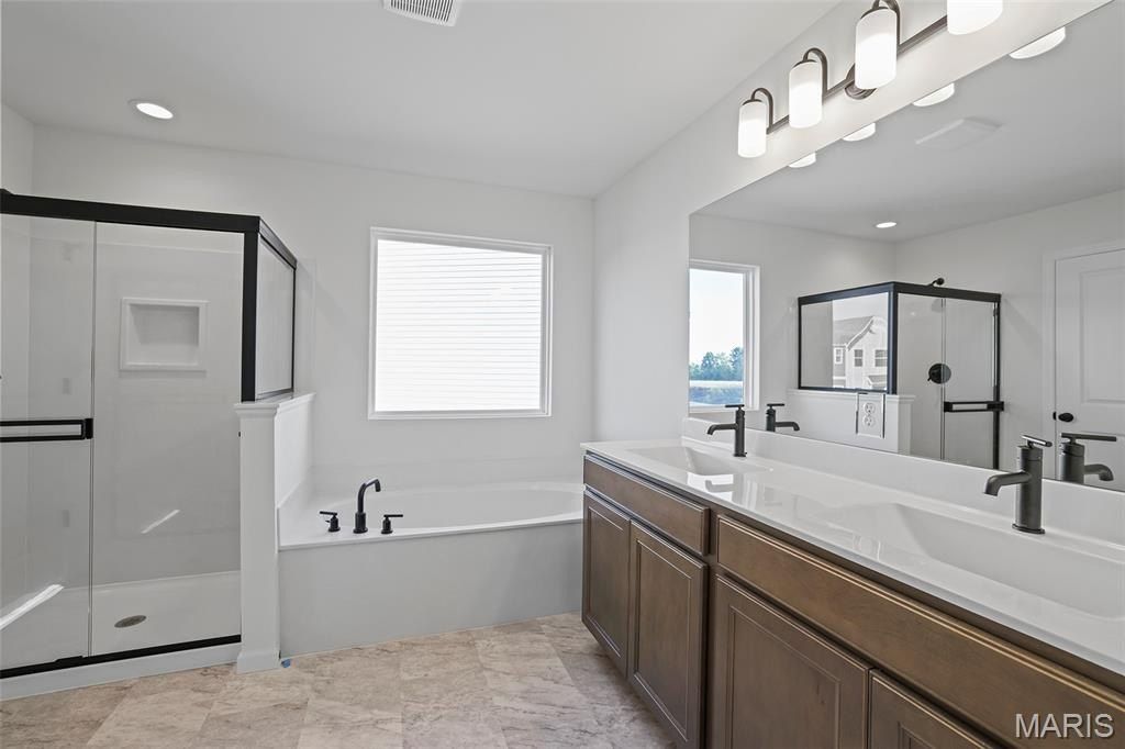 105 Windrow Drive. Wentzville, MO 63385