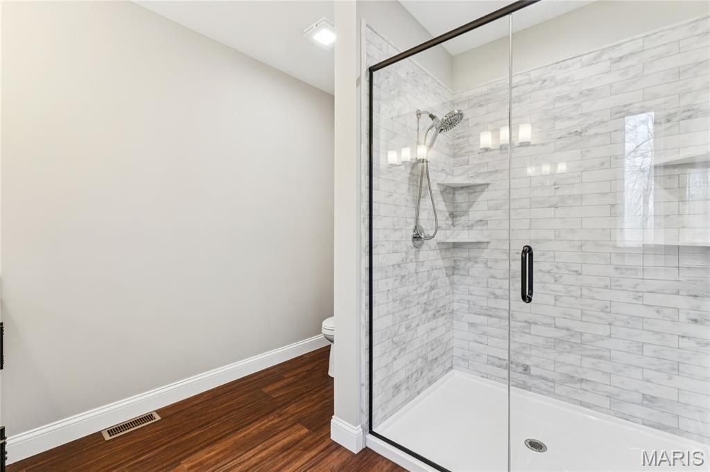 619 North Ethlyn Road. Winfield, MO 63389