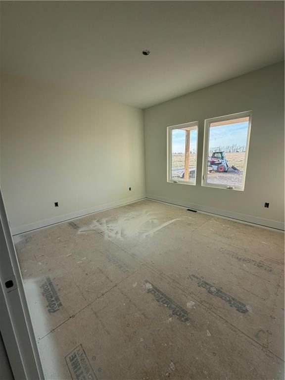 422 Ne Lakota Drive. Adrian, MO 64720