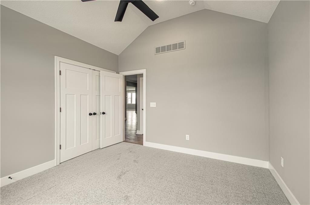 2316 Larkspur Lane. Kearney, MO 64060