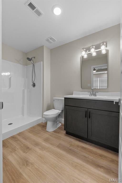 2935  2937 Shadow Wood Lane. Cape Girardeau, MO 63701