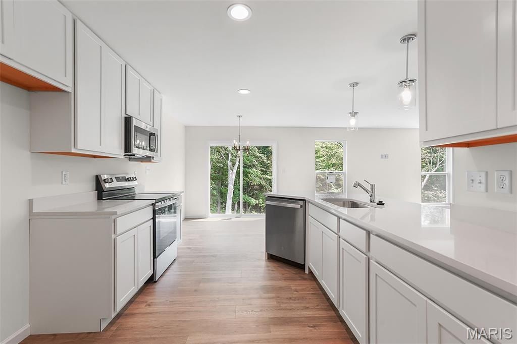 16008 Cinderella Court. Ellisville, MO 63021