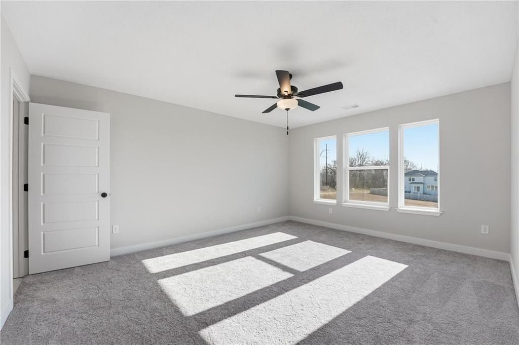 1206 Royal Arch Trail. Raymore, MO 64083