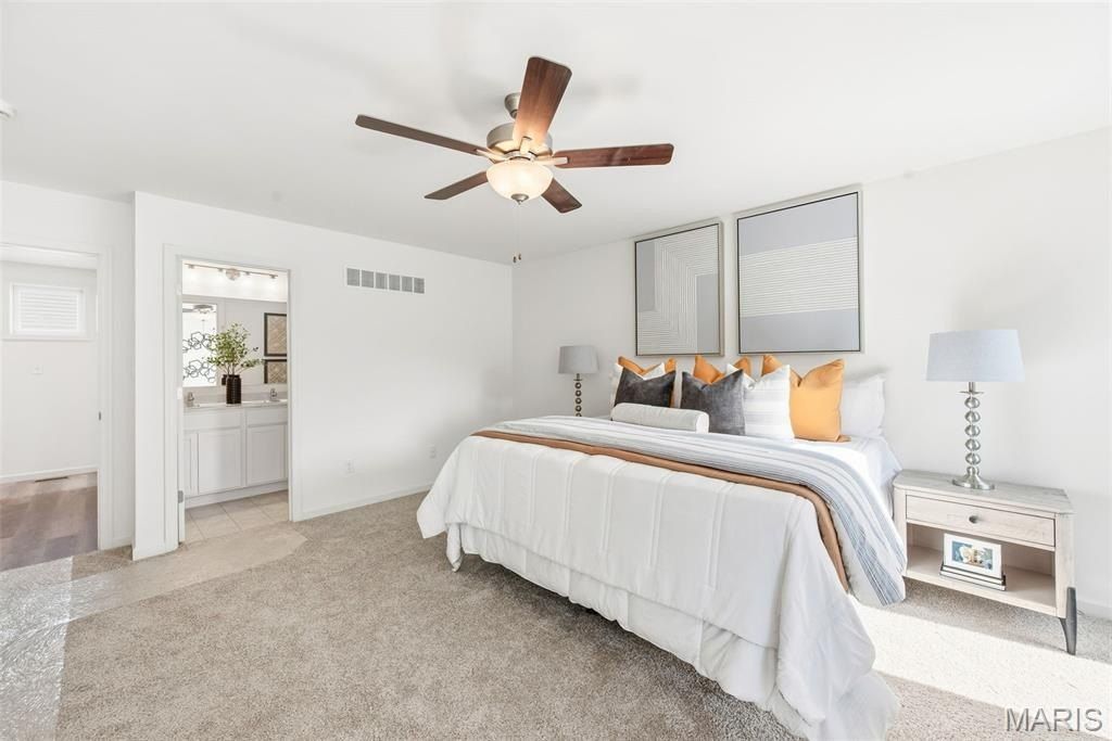 9043 Wilkie Station Street. Saint Charles, MO 63301