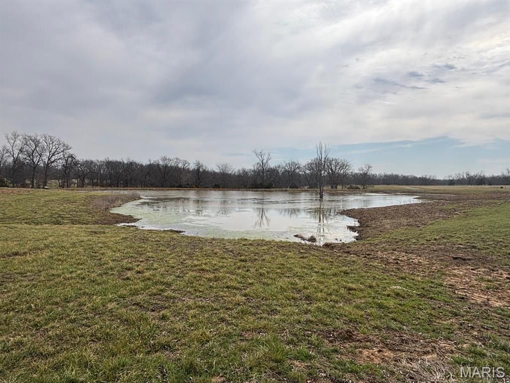 10 Turkey Roost Trail. Monroe City, MO 63456