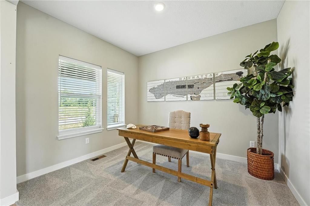 1201 Sendera Trail. Raymore, MO 64083