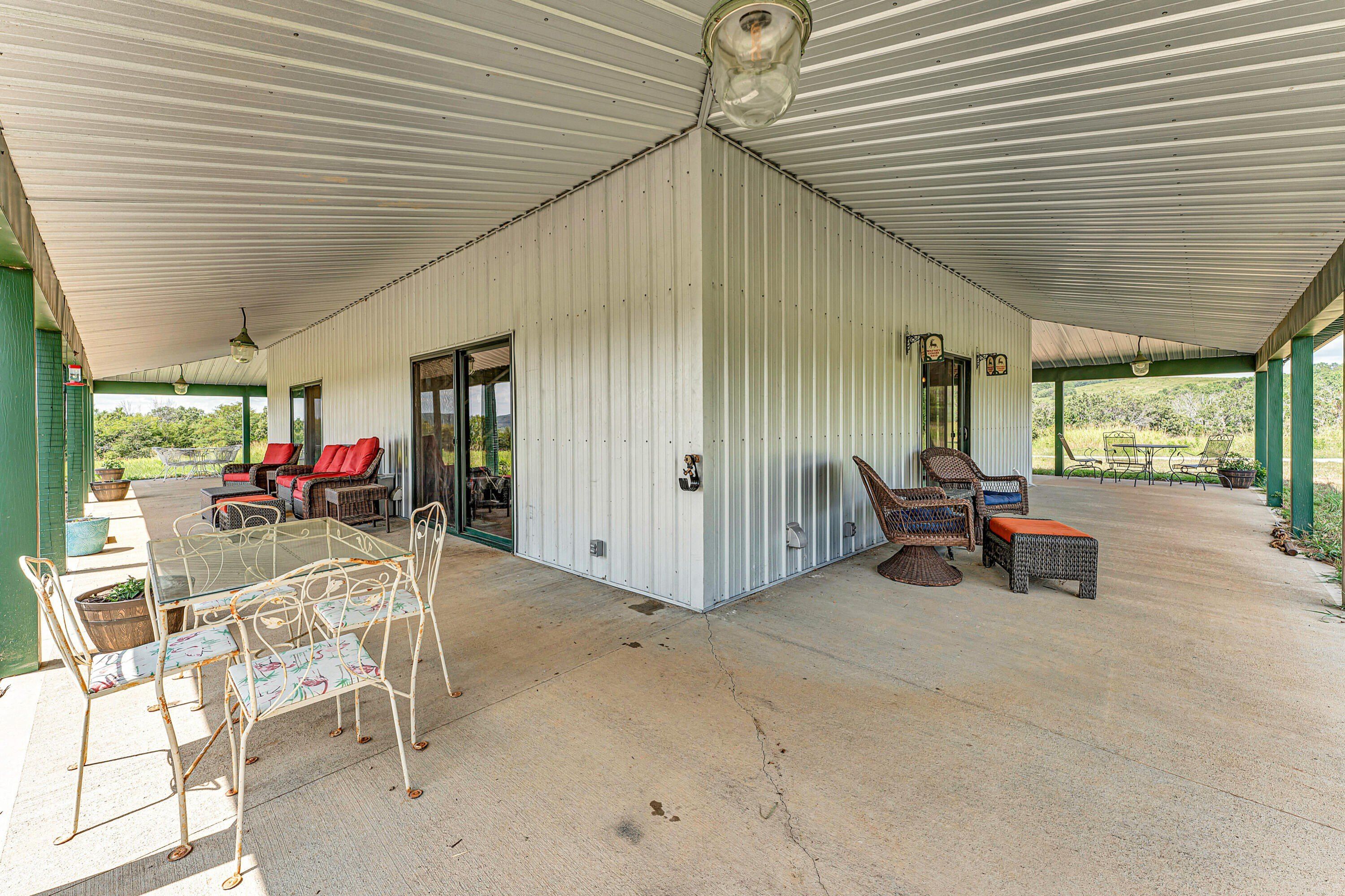 1820 Frank Rea Road. Kissee Mills, MO 65680