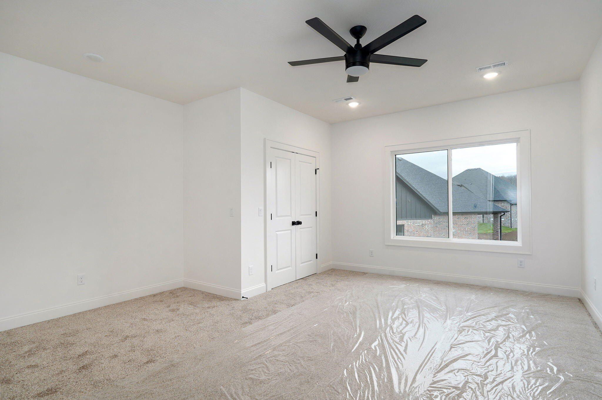 5092 E Ferdinand Court. Springfield, MO 65802