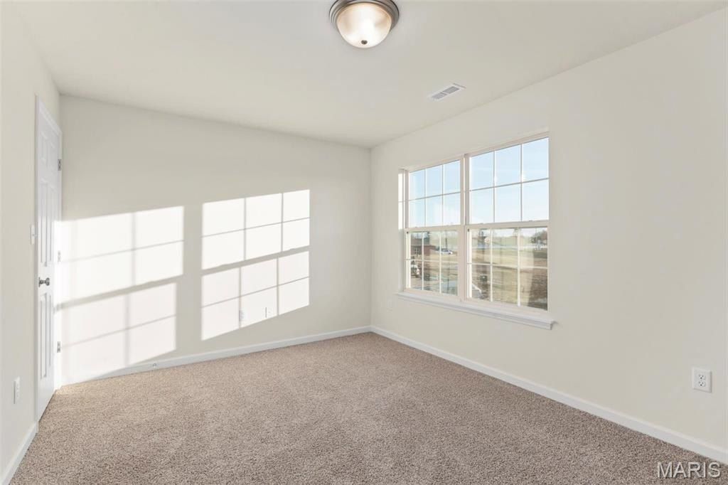 43 Fairmount Grove Drive. St Peters, MO 63376