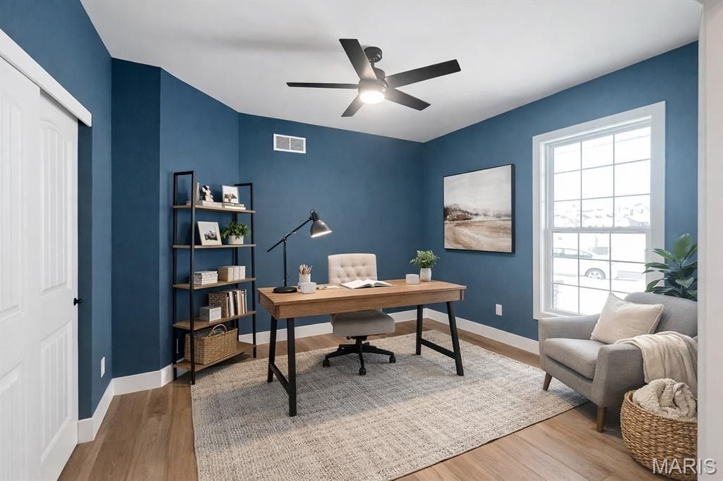 154 Pellins Court. Washington, MO 63090