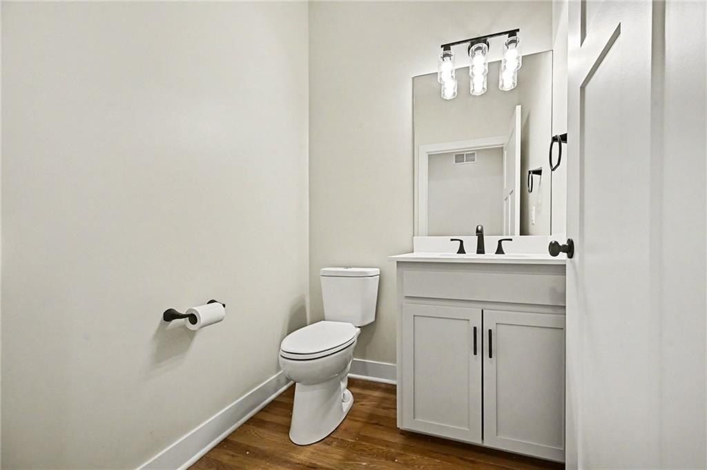 92 Highway. Smithville, MO 64089