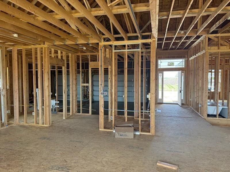 4706 Woodland Shores Court. St Joseph, MO 64505