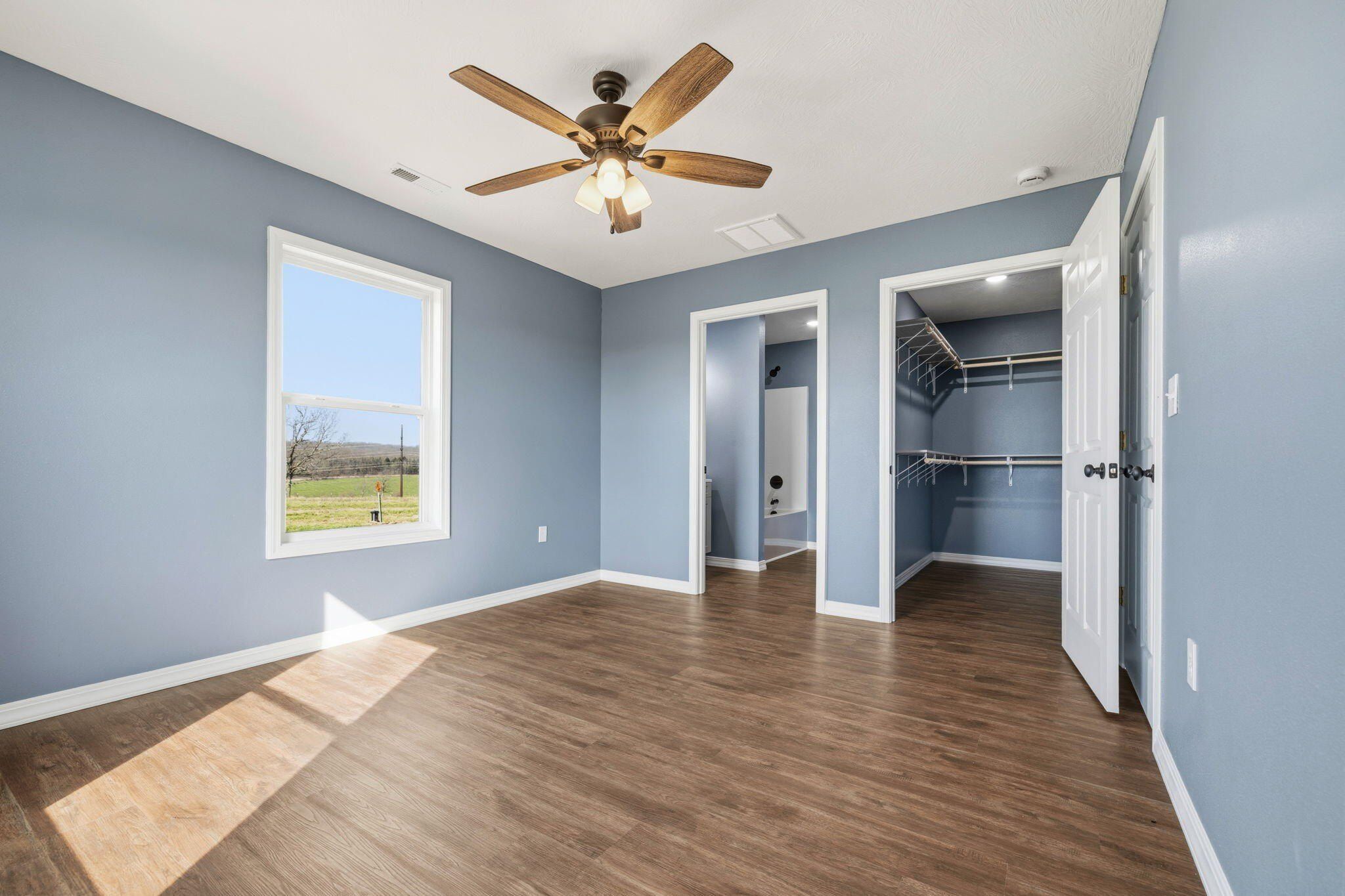 1995 Hidden Pond Lane. Mansfield, MO 65704