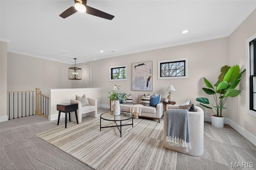 8 Briarbrook Trail. Saint Louis, MO 63131