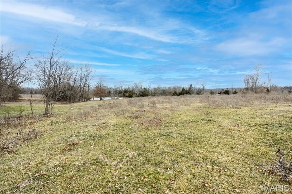 31340 Rock Church Tbb Road S. Warrenton, MO 63383