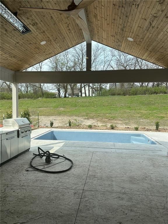 2124 Sw Wheatfield Drive. Lees Summit, MO 64082