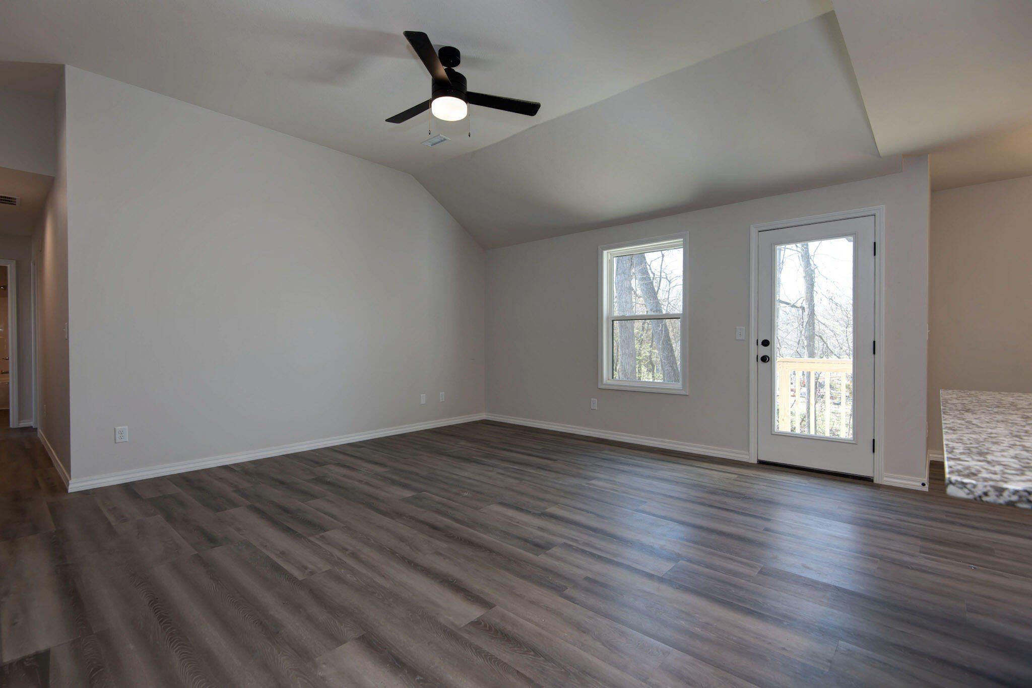 1301 S Mahn Avenue. Springfield, MO 65802