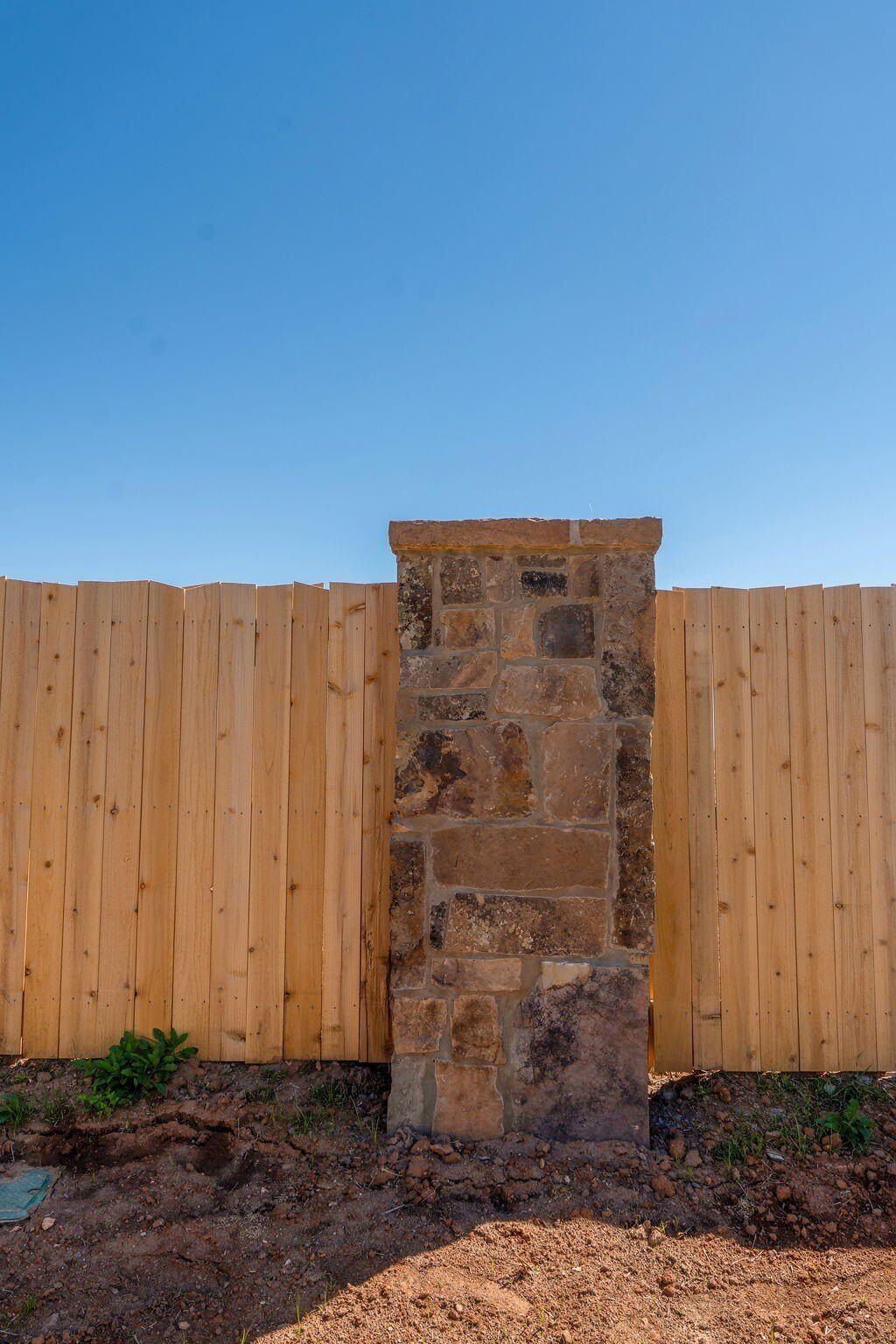 1795 S Pinecone Path. Springfield, MO 65809