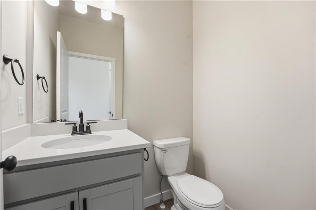 12426 S Aspen Lane. Lees Summit, MO 64086