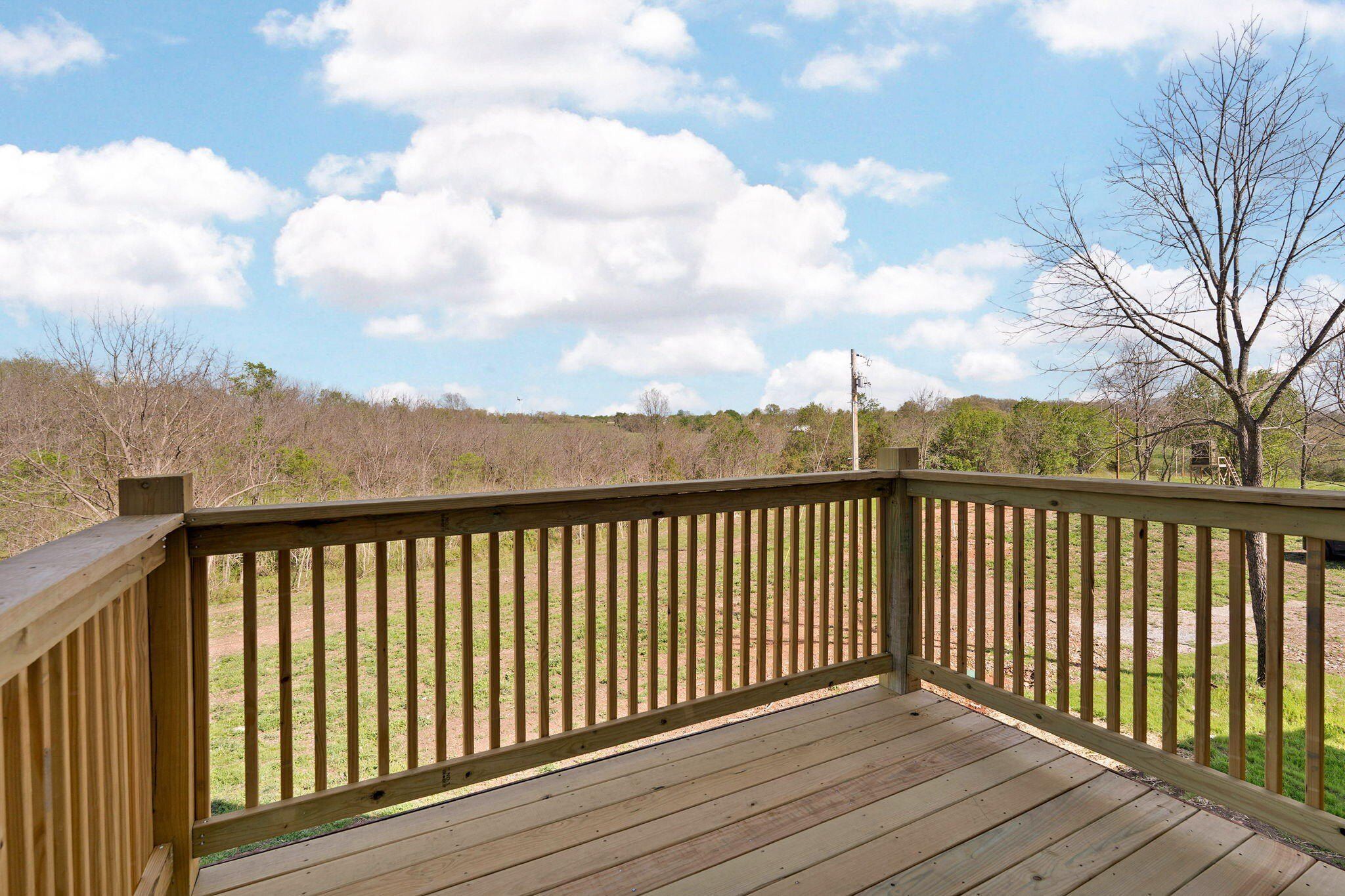 503 A Airport Road. Crane, MO 65633