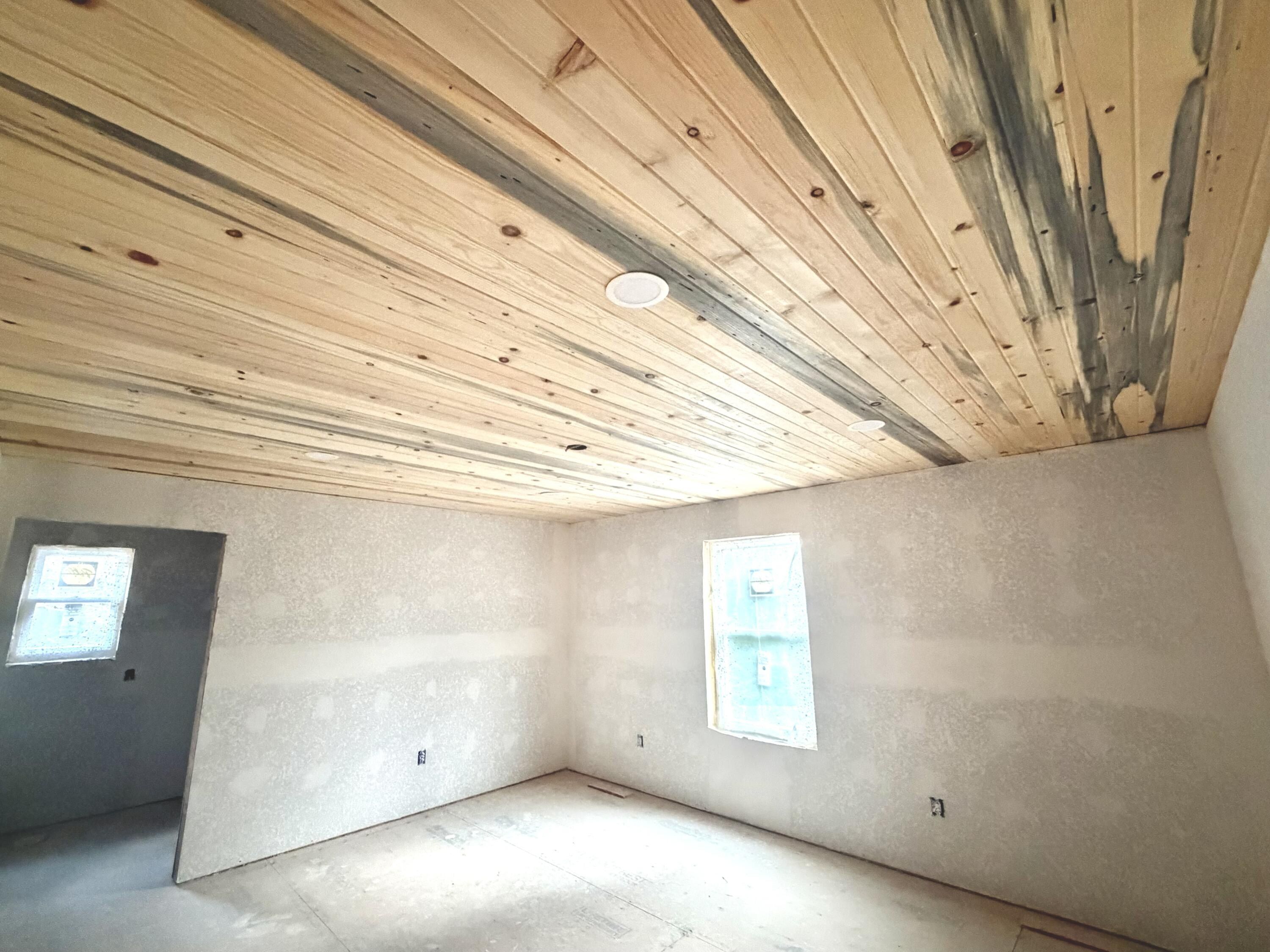 280 Swan Valley Drive. Forsyth, MO 65653