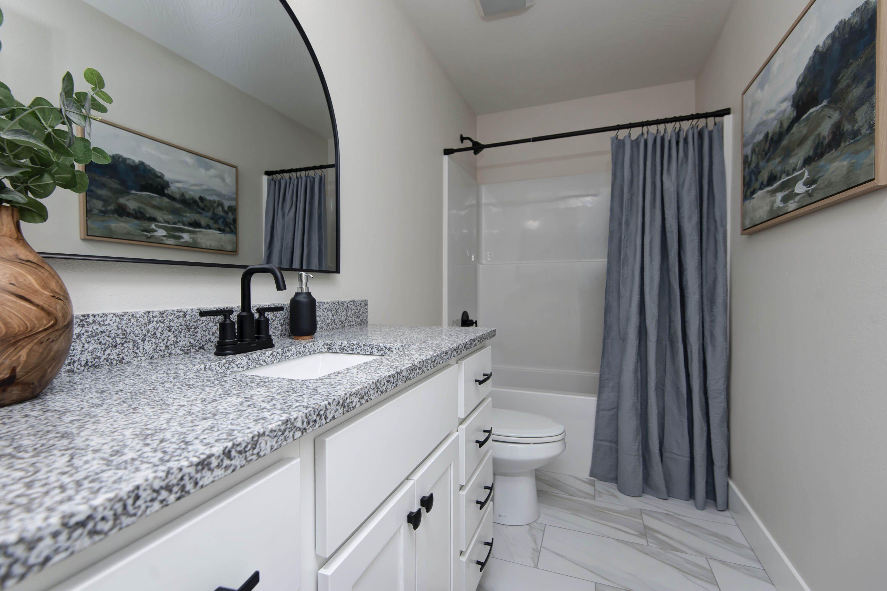 3692 W Overland Street. Springfield, MO 65807