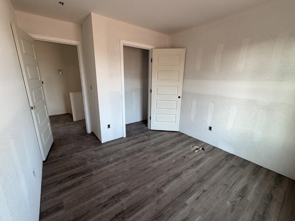 939 Holstien Lane. Marshfield, MO 65706