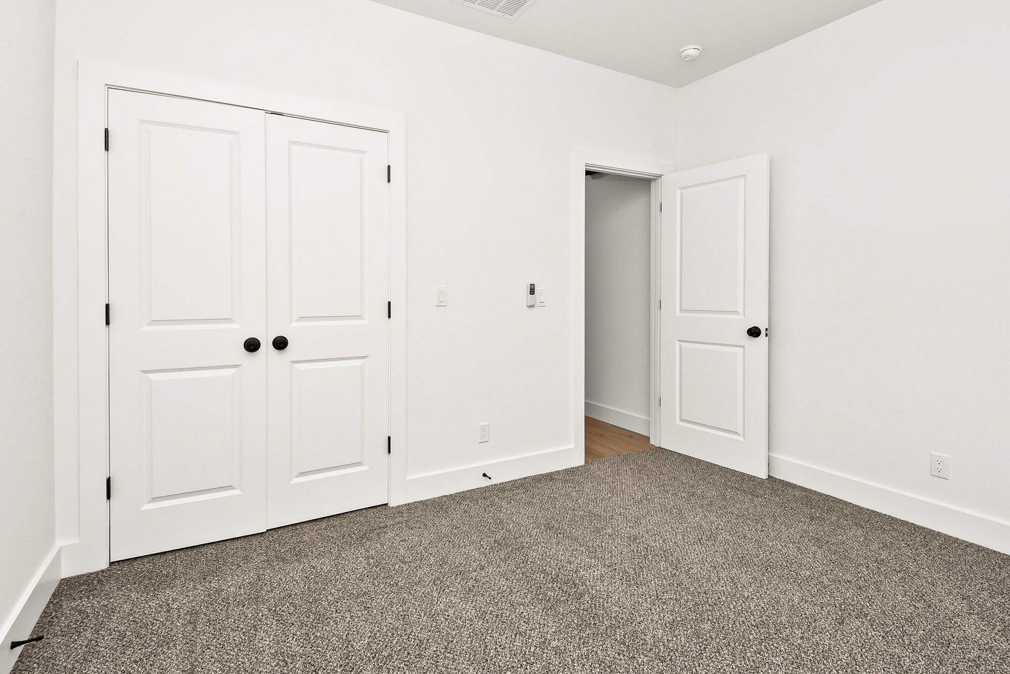 2014 E Jay Street. Ozark, MO 65721