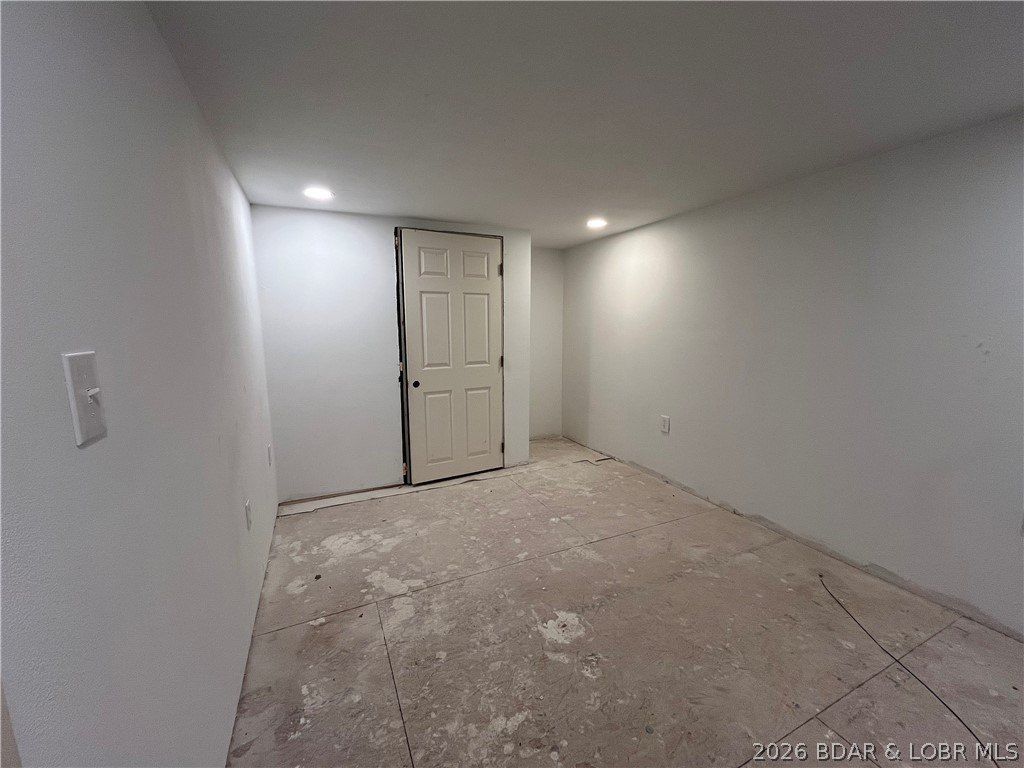 5872 Golden Nugget Road. Stover, MO 65078