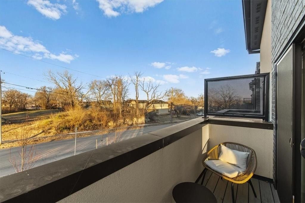 1225 E 29Th Street. Kansas City, MO 64109