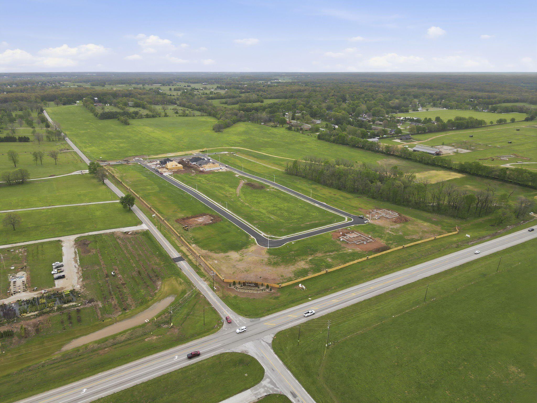 1627 S Crepe Myrtle Lane. Springfield, MO 65809