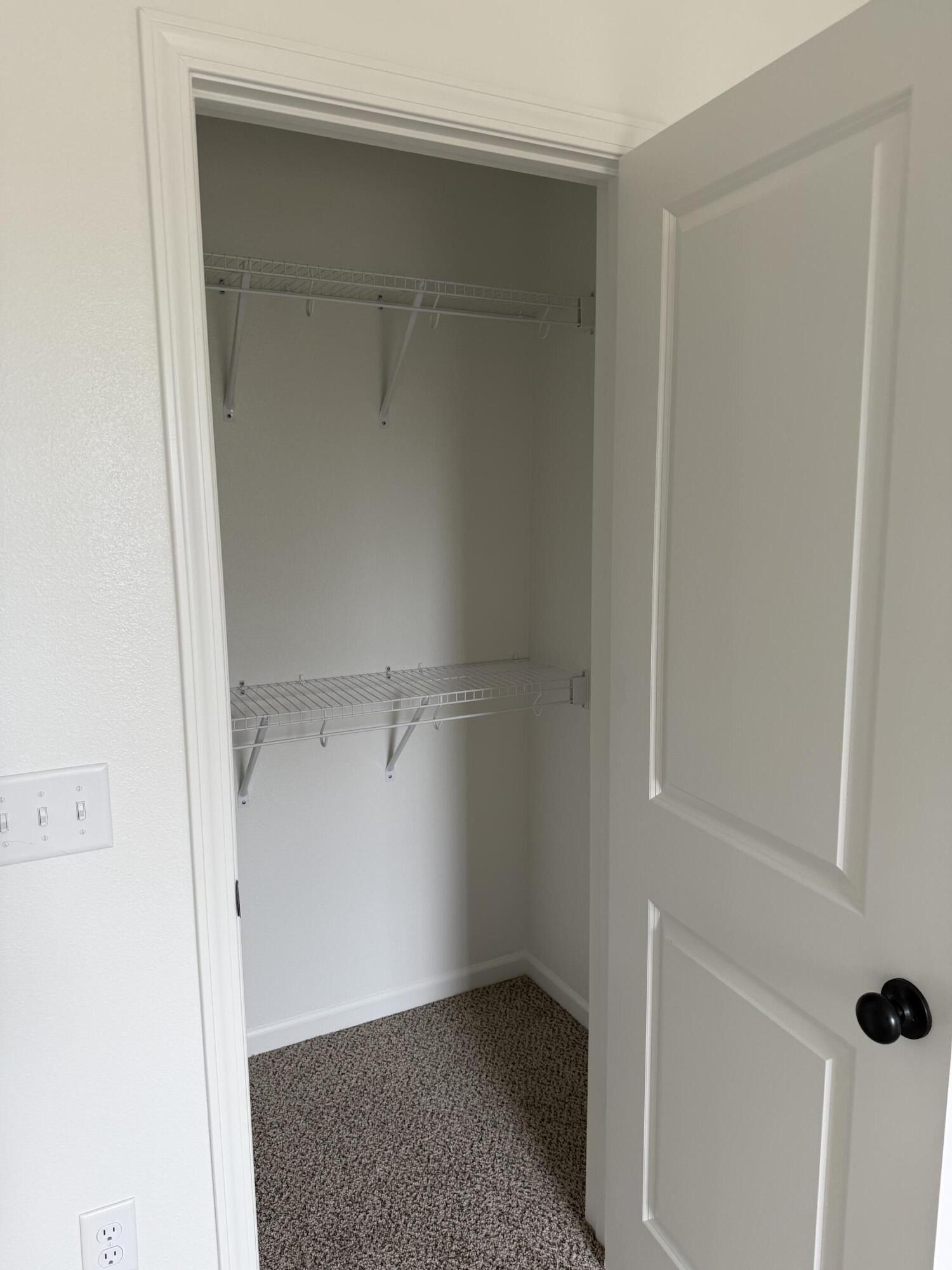 215 Holly Way Drive. Kirbyville, MO 65679