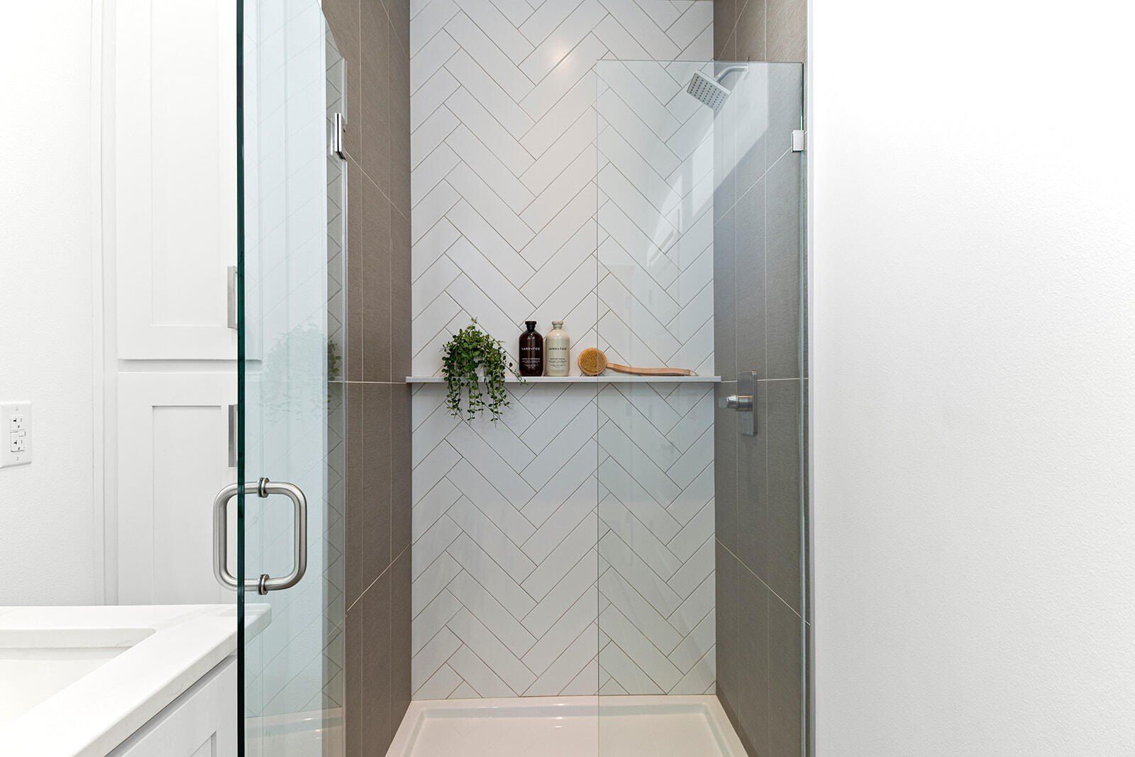 2807 S 14Th Avenue. Ozark, MO 65721