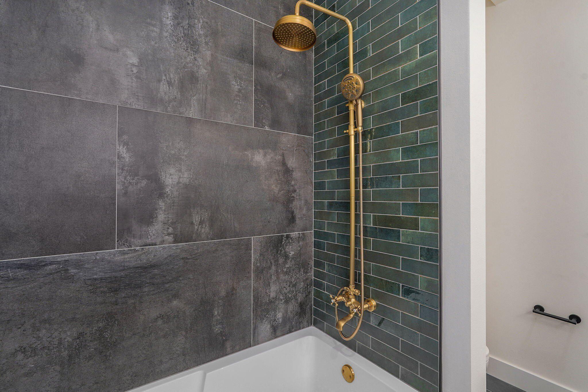 574 Edgewater Estates. Kimberling City, MO 65686