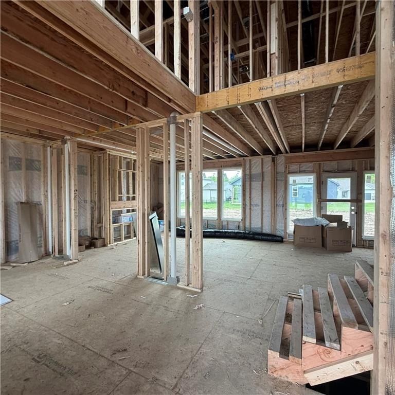 2340 Foxtail Drive. Kearney, MO 64060