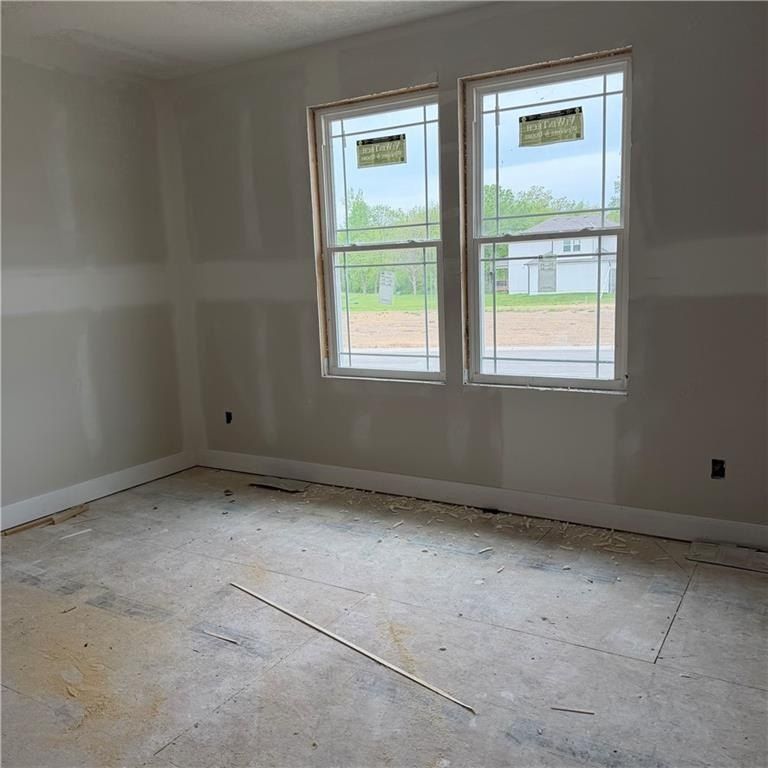 2351 Foxtail Drive. Kearney, MO 64060