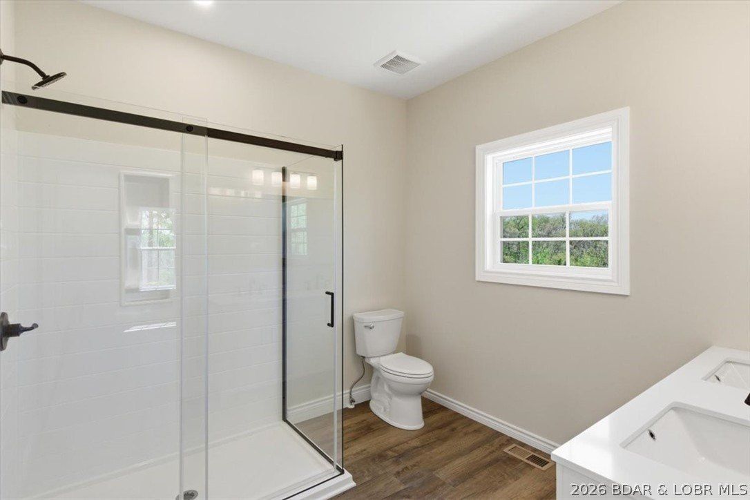 151 Oak Hill Forest Drive. Eldon, MO 65026