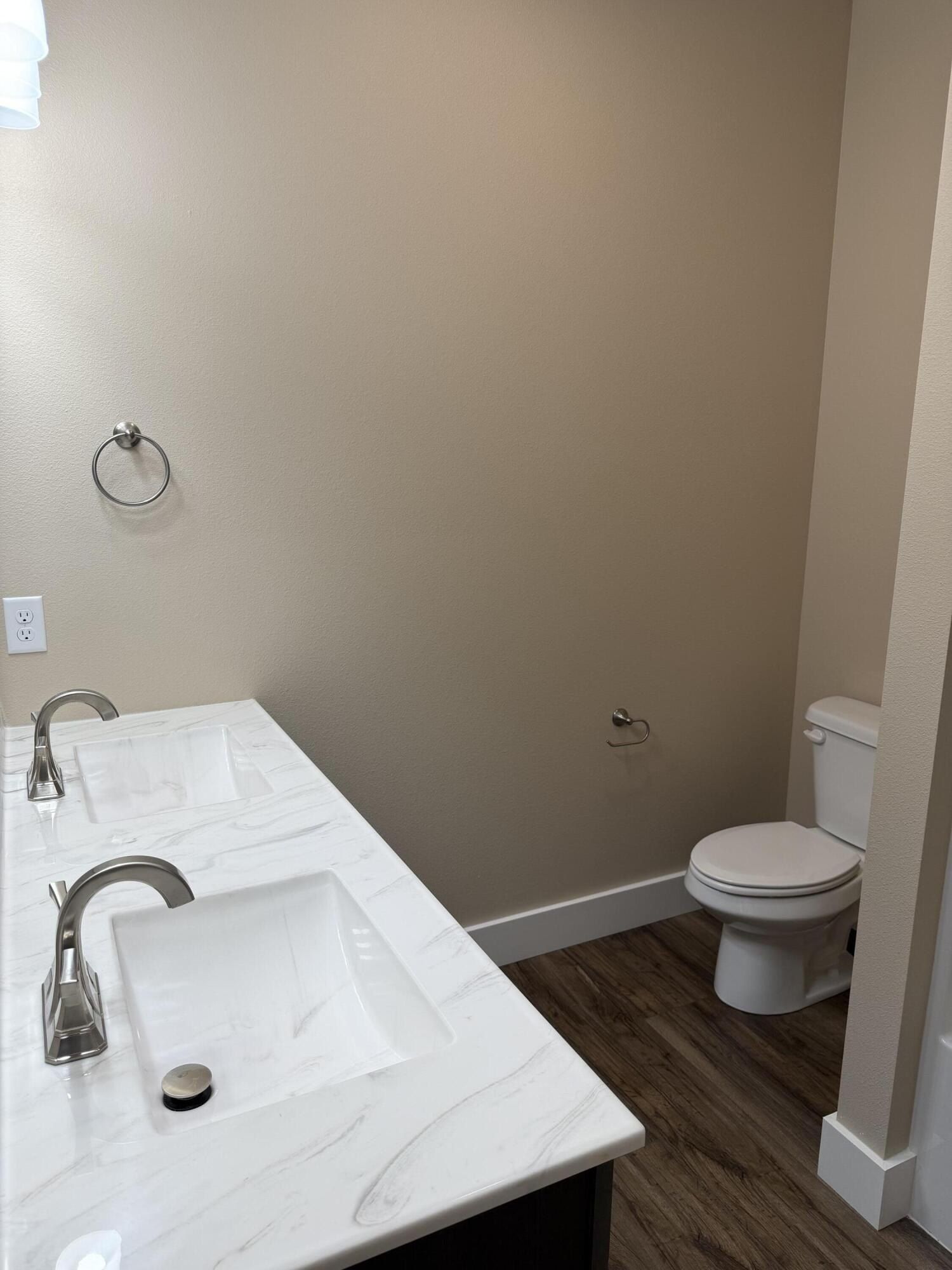 180 Grand Pointe. Branson, MO 65616